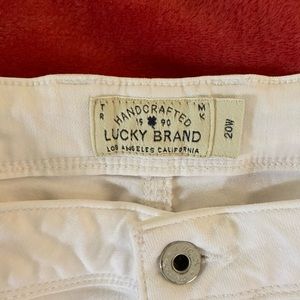 White Distressed Lucky Brand Jeans 20W